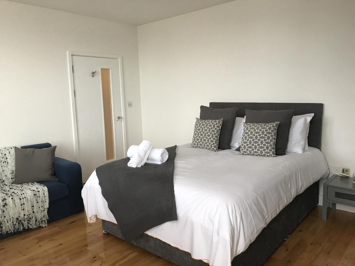 1 Farnsby Street Apartment 19 Swindon Extérieur photo